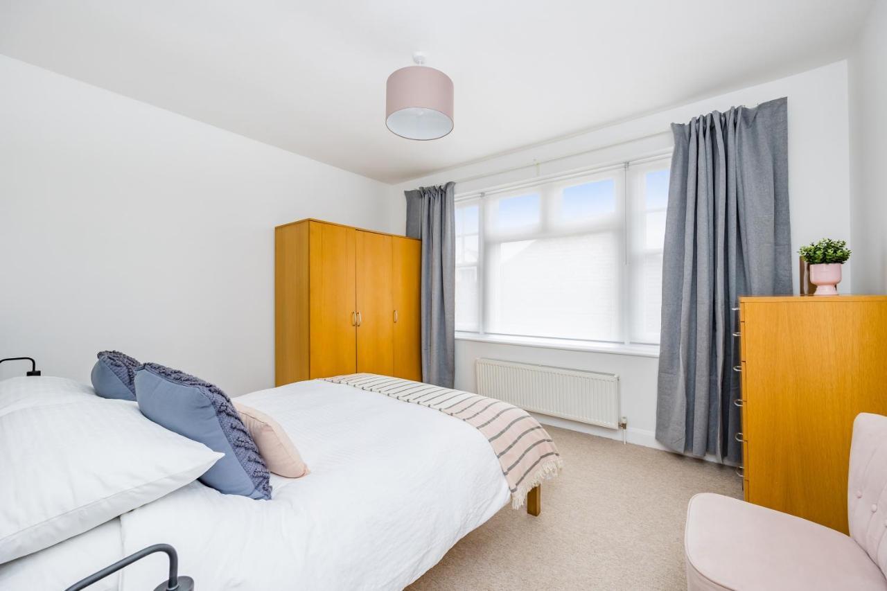 Ascot House Apartment Hurstpierpoint Bagian luar foto